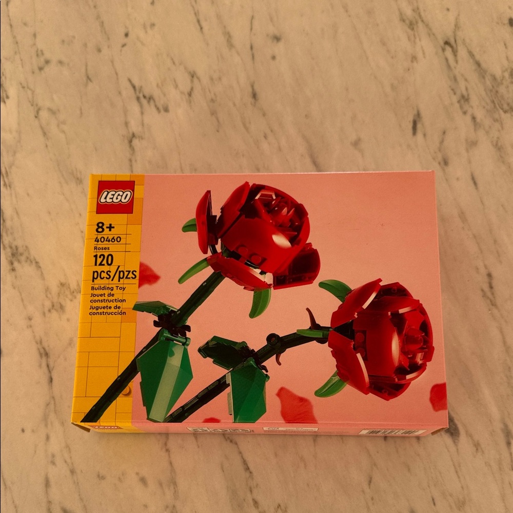 LEGO Floral Creation Set with Red and Green
